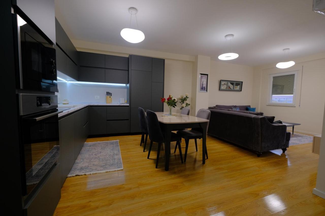 Comfy Apartment In ชโคเดอร์ ภายนอก รูปภาพ